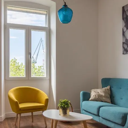 Bu2 Apartment
